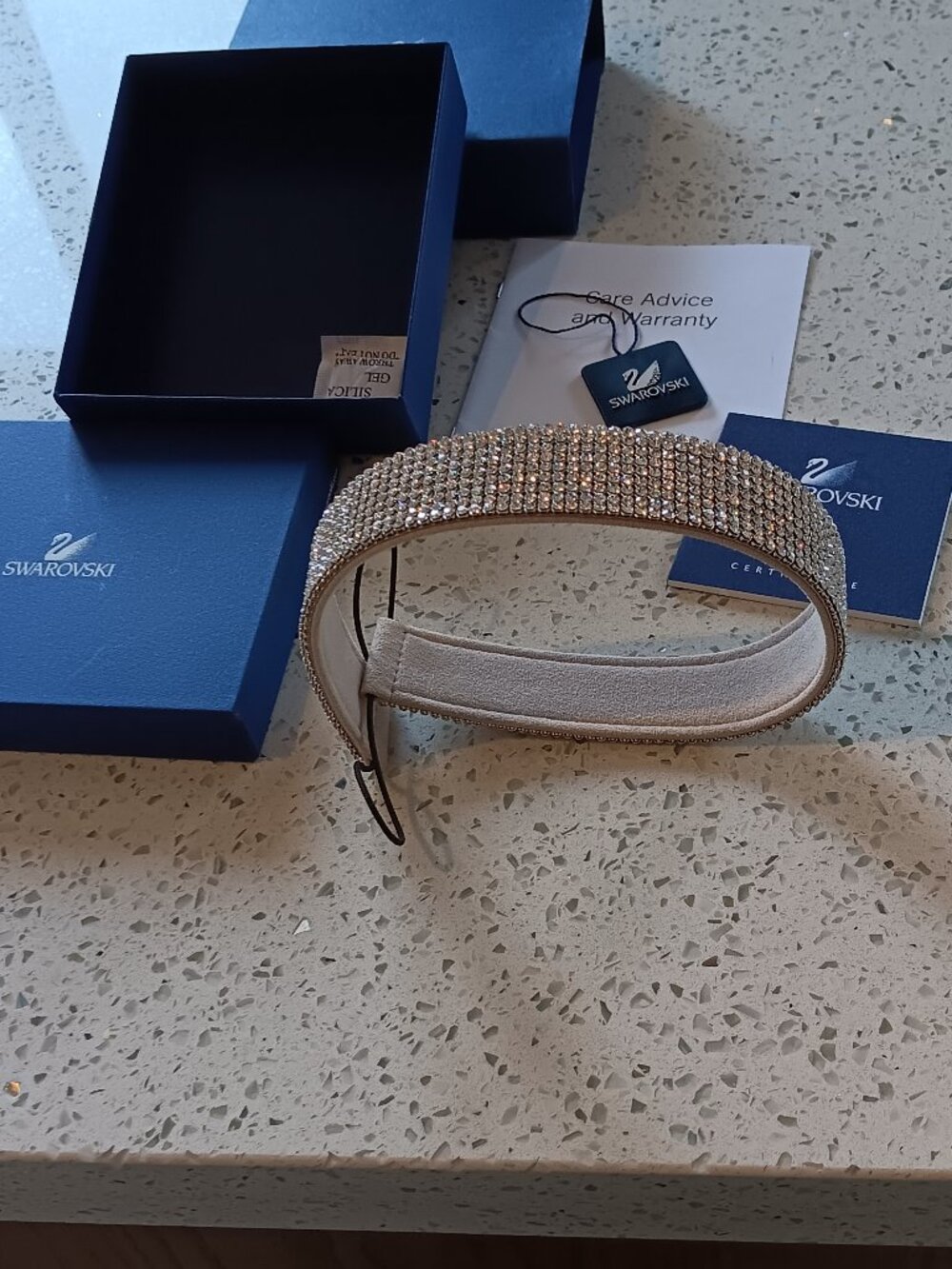 Crystal hair band